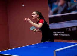 Elena Pöll